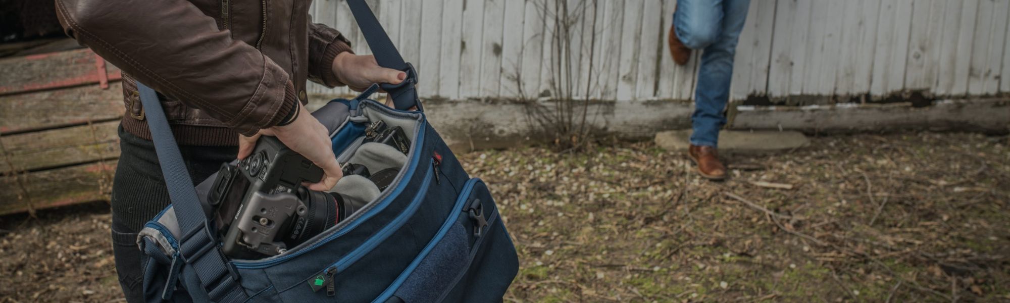 VEO Range Shoulder Bags